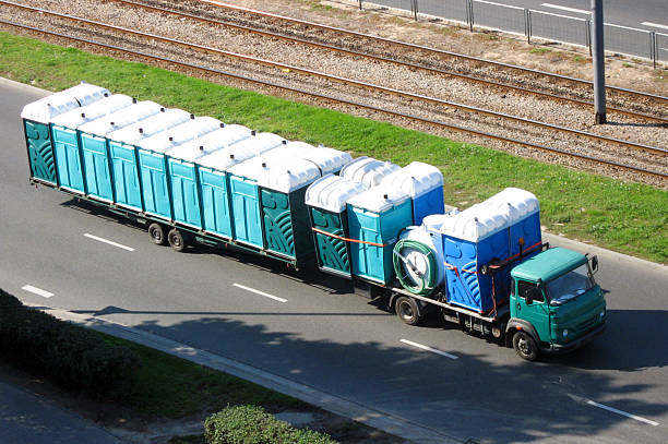 Porta potty delivery and setup in Dublin, CA